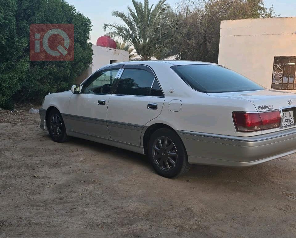 تويوتا كراون